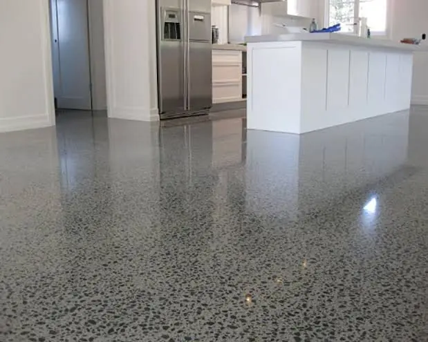 Lapidação de concreto — trabalho realizado pela Radpóxi Pisos